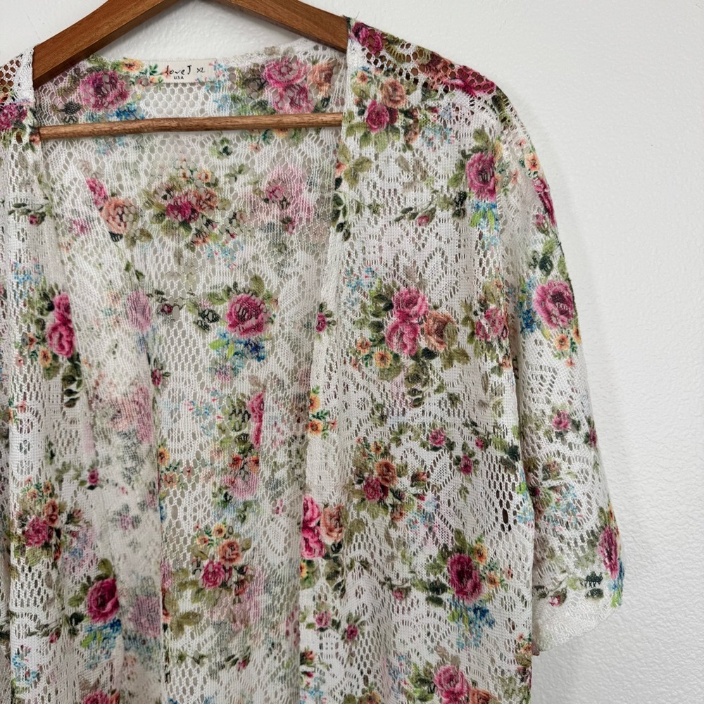 Women’s Open Front Floral lace Cardigan Size XL